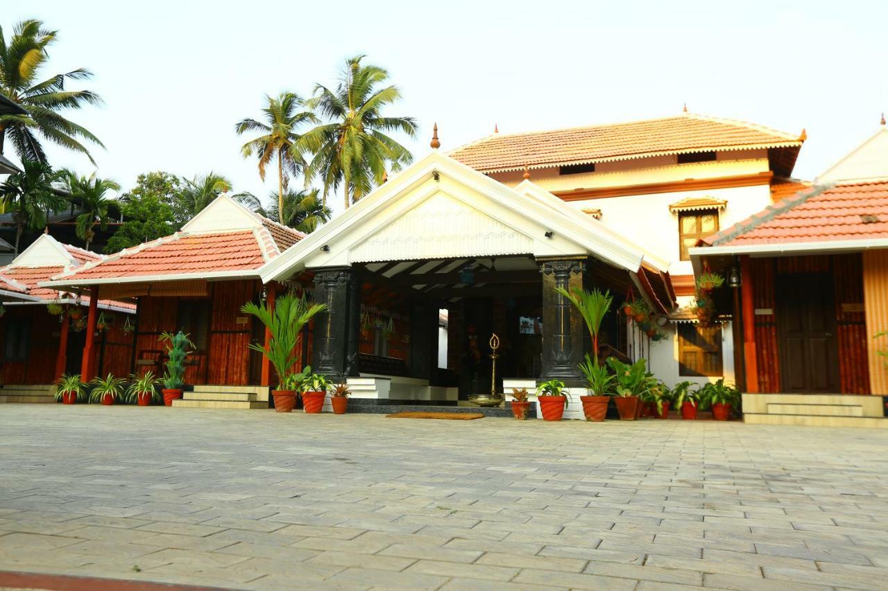 Guruvayur Heritage By Nexstay Екстериор снимка